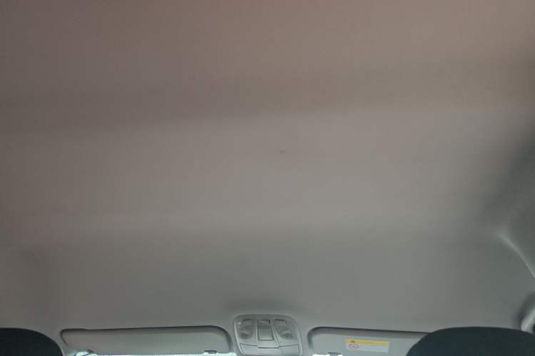 Used JAC Refine M4 2017 2.0T Manual Comfort Version
