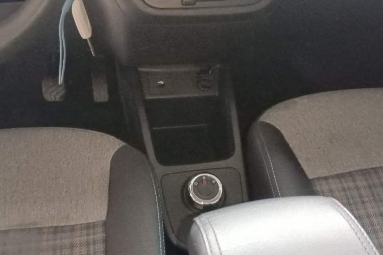 Used Dongfeng NAMMI EX1 2021 Quality Edition Gear Lever