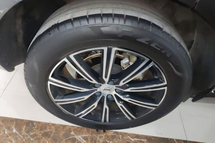 Used Volvo XC60 2021 T5 4x4 Smart Luxury Edition
