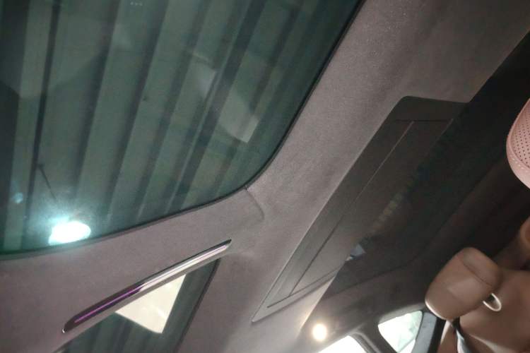 Used Avatr 12 2026 Ultra Pure-Electric All-Wheel-Drive Version Headliner