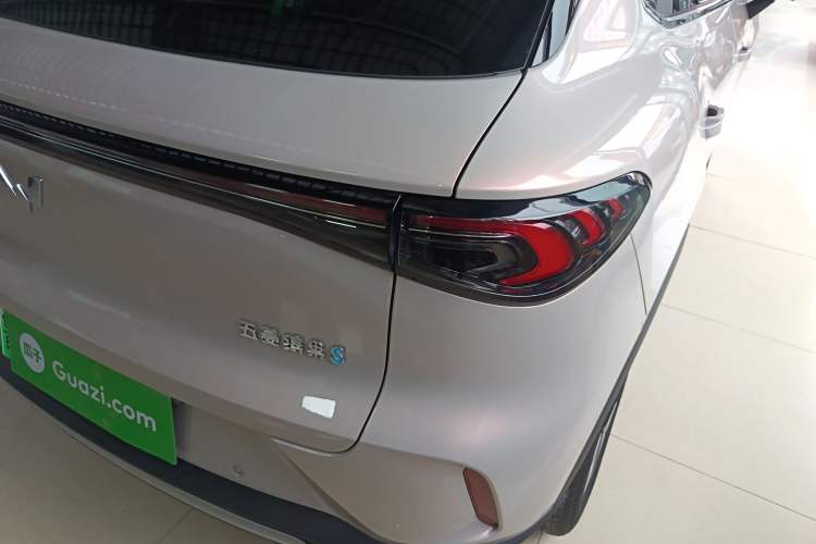 Used Wuling Bingo S 2025 Model 325km Deluxe Edition
