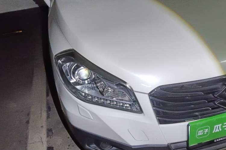 Used Suzuki S-Cross 2014 1.6L Manual Two-Wheel Drive Elite Model
