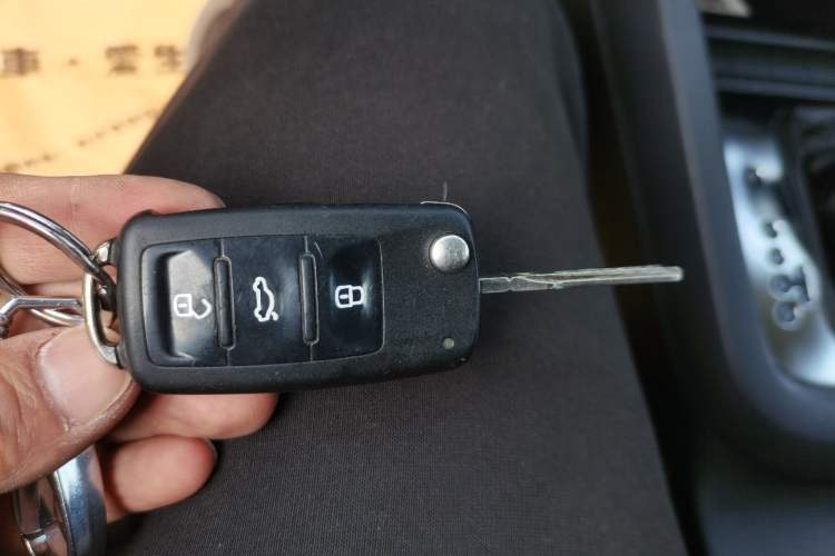 Used Volkswagen Sagitar 2014 Revised Version 1.6L Automatic Comfort Edition