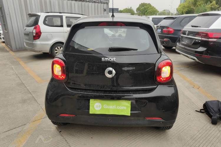 Used smart forfour 2016 0.9T 66 kW Pioneer Edition Rear