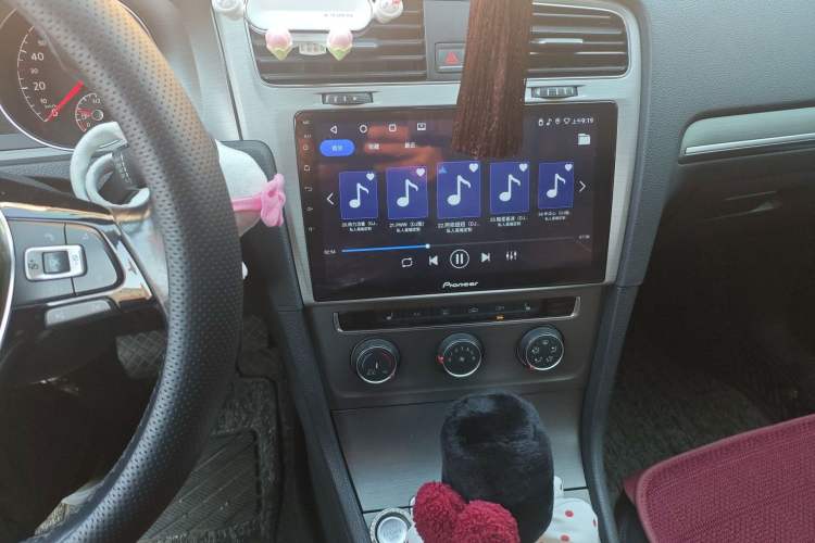 Used Volkswagen Golf 2015 1.4TSI Automatic Luxury Model