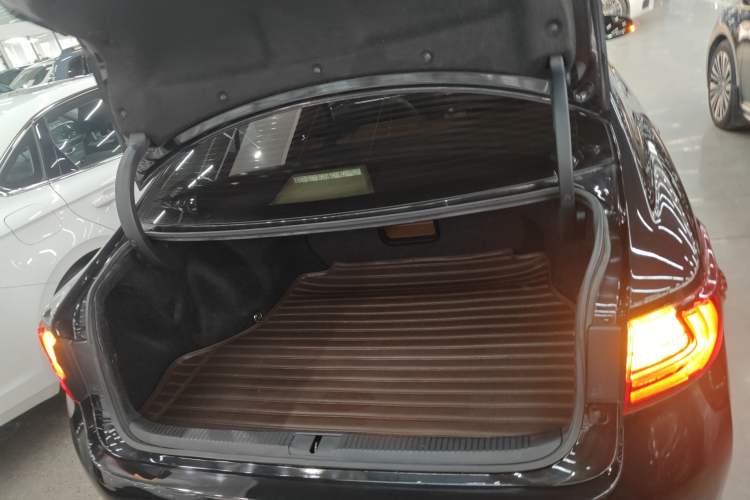 Used Lexus ES 2015 200 Elite Edition
