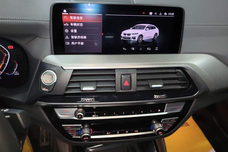 Used BMW X4 2021 Restyled xDrive 25i M Sport Package Audio And AC Panel