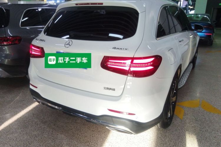 Used Mercedes-Benz GLC 2019 Facelift GLC 260 L 4MATIC Luxury Model Rear Right 45 Deg