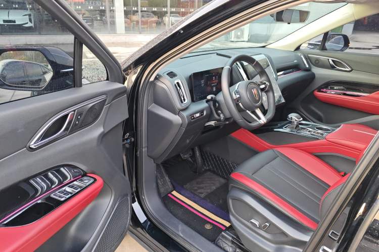 Used Hongqi HS3 2023 1.5T Two-Wheel Drive Shanwei Edition Driver Seat