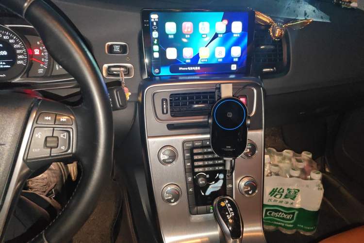 Used Volvo S60 2015 S60L 2.0T Zhiyuan Edition Audio And AC Panel