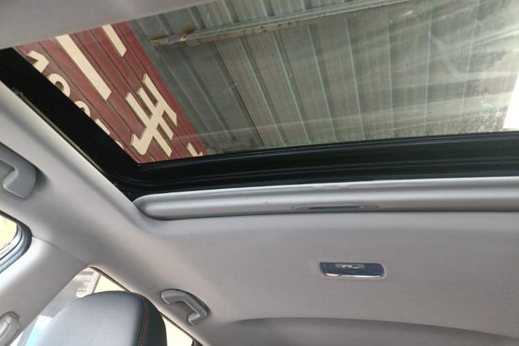 Used Haval H6 2015 Sport Edition 1.5T Automatic Two-Wheel Drive Luxury Model