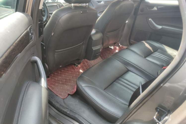 Used Ford Mondeo 2011 2.3L Luxury Model