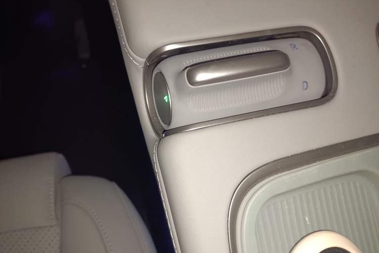 Used Nio EC6 2023 75 kWh