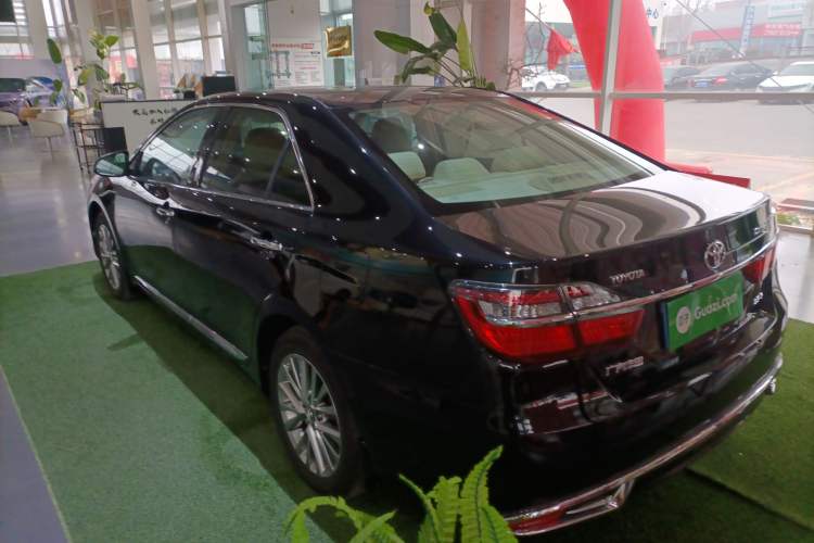 Used Toyota Camry 2016 2.5G 10th Anniversary Deluxe Navigation Edition