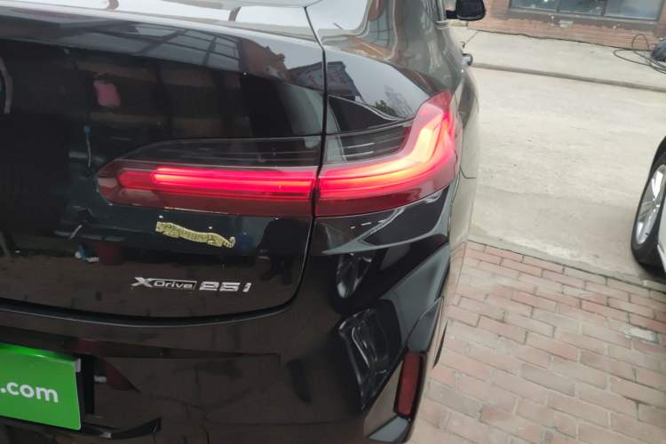 Used BMW X4 2022 xDrive 25i M Sport Package