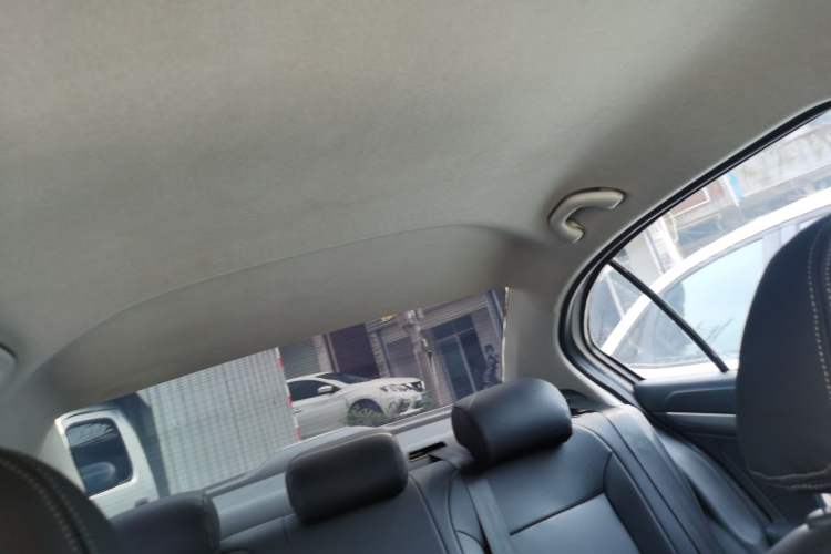 Used Volkswagen Lavida 2017 1.6L Automatic Fashion Edition Headliner