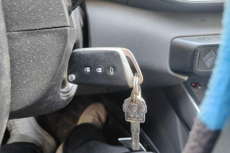 Used Baojun RC-5 2020 1.5L Manual Zhiyao Elite Edition