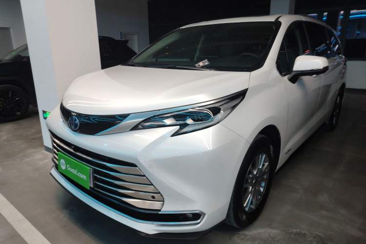 Used Toyota SIENNA 2021 2.5L Hybrid Luxury Edition