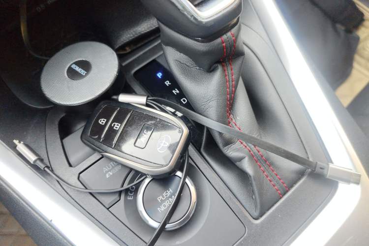 Used Toyota RAV4 Rongfang Plug-in Hybrid 2021 2.5L Two-Wheel Drive Elite Pro