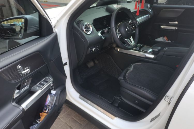 Used Mercedes-Benz GLB 2023 GLB 220 Sport Edition Driver Seat