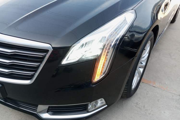 Used Cadillac XTS 2018 28T Elite Edition Left Front Headlight