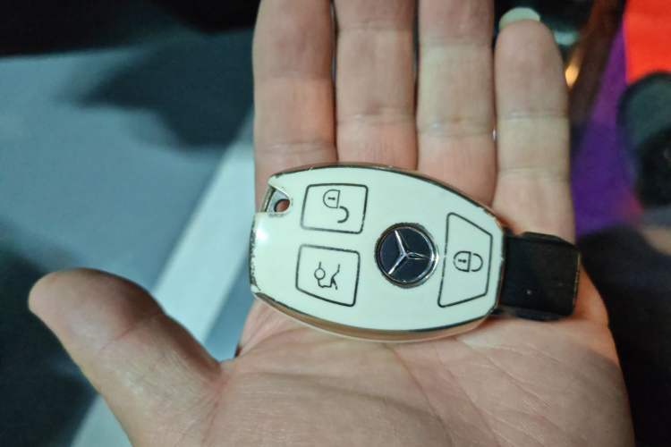 Used Mercedes-Benz GLE Coupe 2017 GLE 400 4MATIC Coupe SUV Vehicle Key