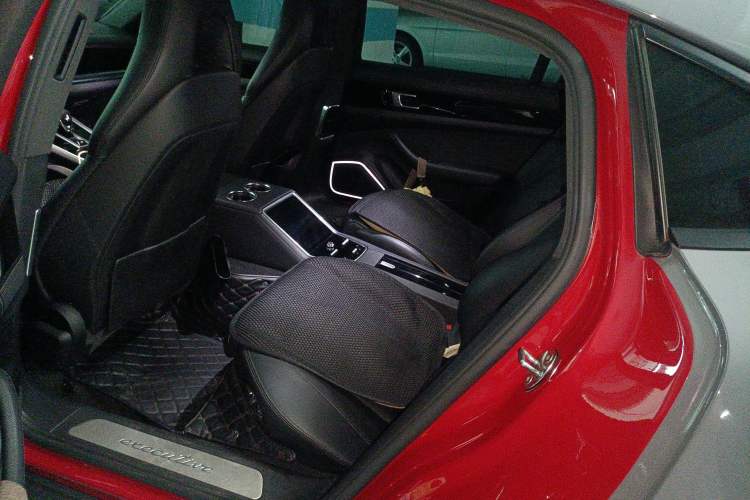 Used Porsche Panamera 2017 Panamera 4 Executive Long Wheelbase 3.0T
