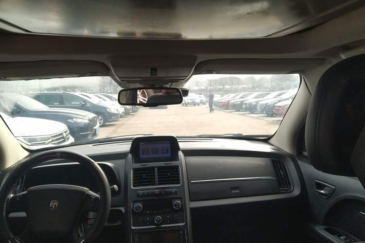 Used Dodge Journey 2011 2.7 Luxury Navigation Edition Headliner