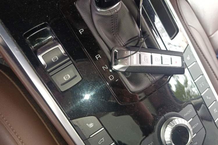 Used Wey VV7 2017 2.0T Flagship Model
