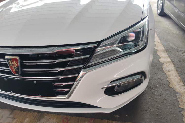 Used Roewe i5 2020 1.5L Automatic 4G Connect Luxury Flagship Edition

