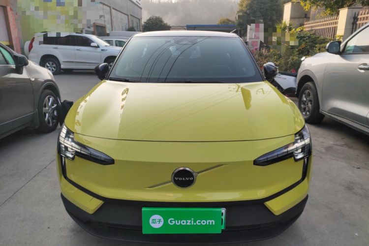 Used Volvo EX30 2025 Rear-Drive Long-Range Version Ultra
