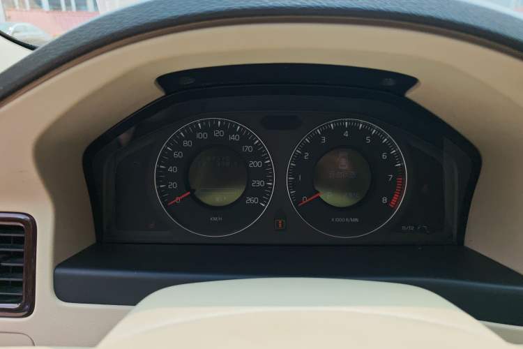 Used Volvo S80 2006 3.2 Instrument Cluster