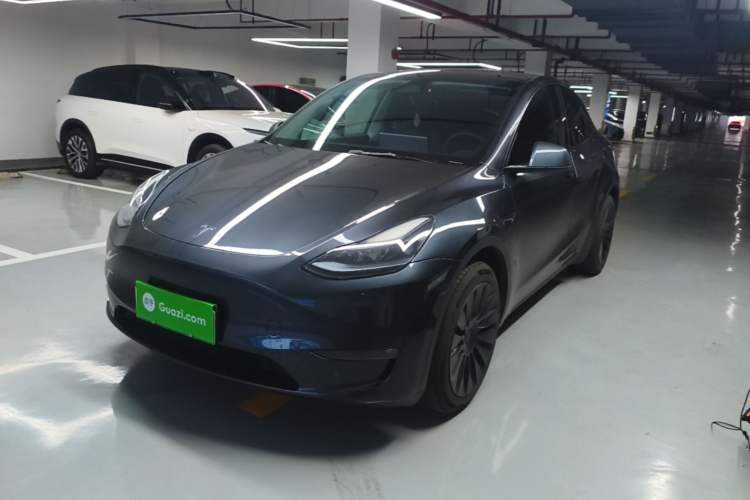 Used Tesla Model Y 2024 Long-Range All-Wheel-Drive Version