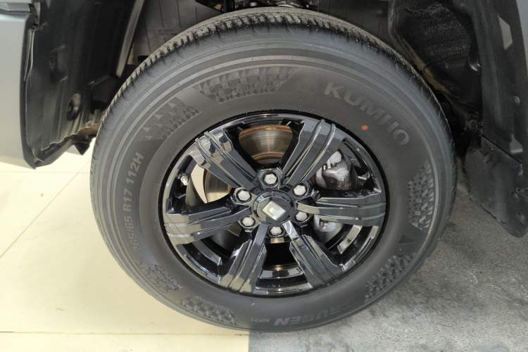 Used Tank 300 2024 2.0T Challenger Left Front Wheel Hub