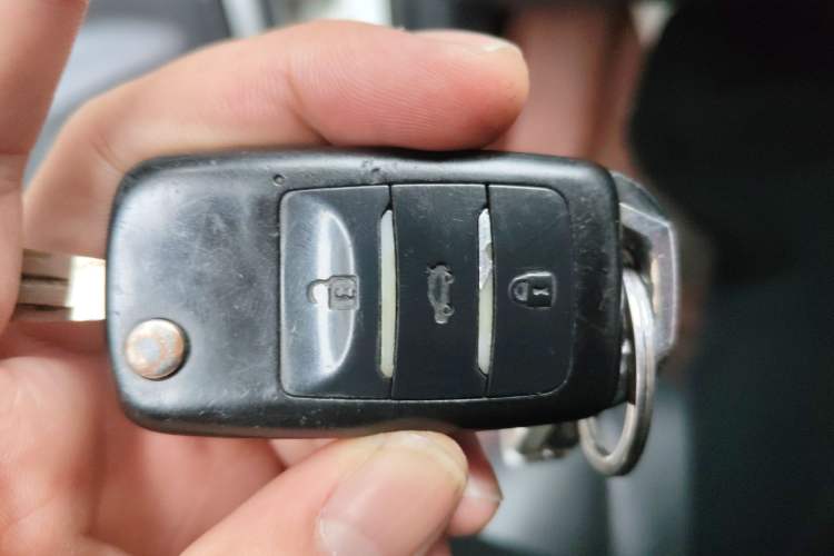 Used CHANGAN KAICHENG Oushang A600 2016 1.5L Manual Luxury 7-Seater
