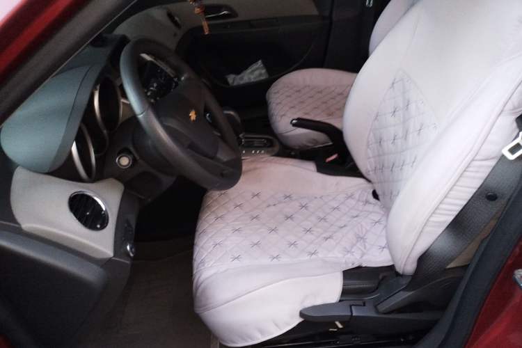 Used Chevrolet Cruze 2013 1.8L SE AT
