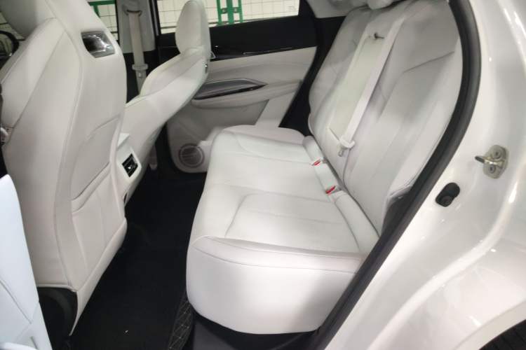 Used CHANGAN OSHAN Z6 New Energy 2023 ZhiDian iDD 150KM Flagship PLUS Left Rear Seat