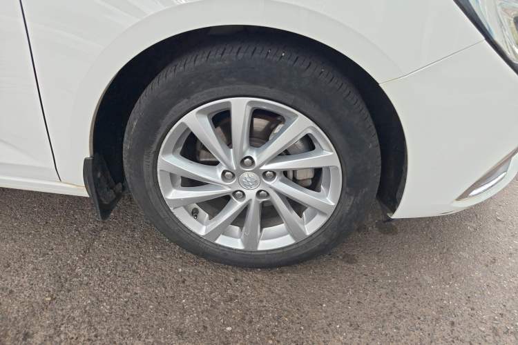 Used Buick Verano 2018 Sedan 15S Automatic Leading Model