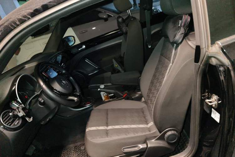 Used Volkswagen Beetle 2018 280TSI Zongle Model Left Front Seat