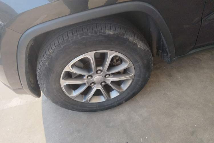 Used Jeep Grand Cherokee 2014 3.0L Comfort Navigation Edition
