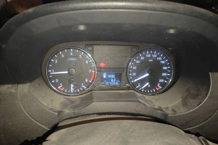 Used JAC Refine M3 2016 IKEA Edition 1.6L Luxury Smart Model
