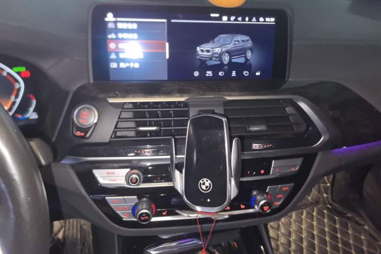 Used BMW X3 2021 xDrive30i Luxury Model with M Sport Package Audio And AC Panel