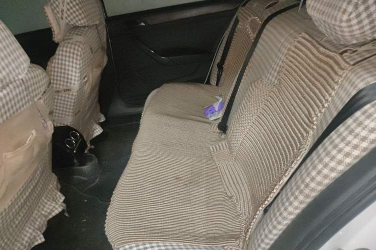 Used Volkswagen Santana 2015 1.6L Manual Fashion Edition
