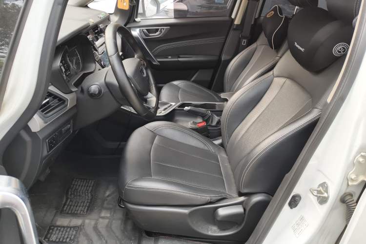 Used Geely Auto Vision X3 2019 Upgraded Model 1.5L CVT Elite Version
