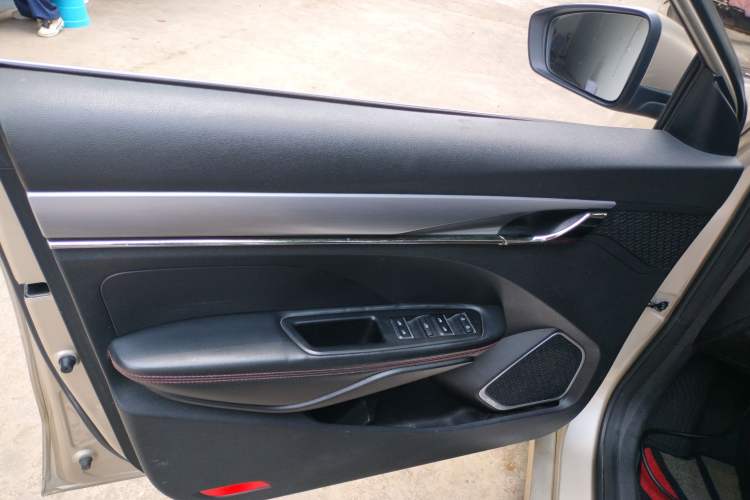 Used Geely Auto Binray 2019 200T Manual Binchi Edition
