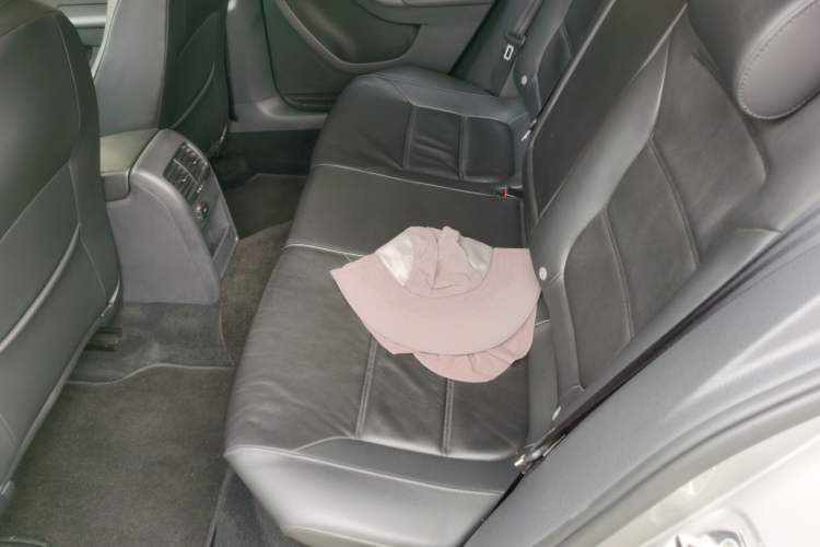 Used Volkswagen Sagitar 2014 Revised Version 1.6L Automatic Comfort Edition
