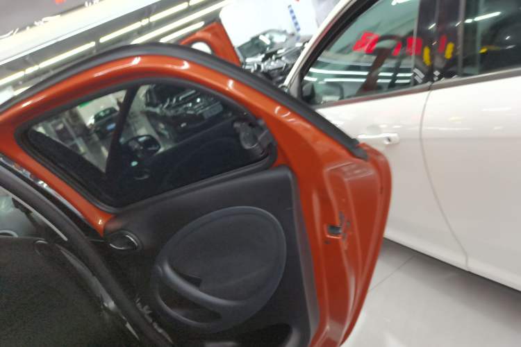 Used smart forfour 2016 1.0L 52 kW Passion Edition
