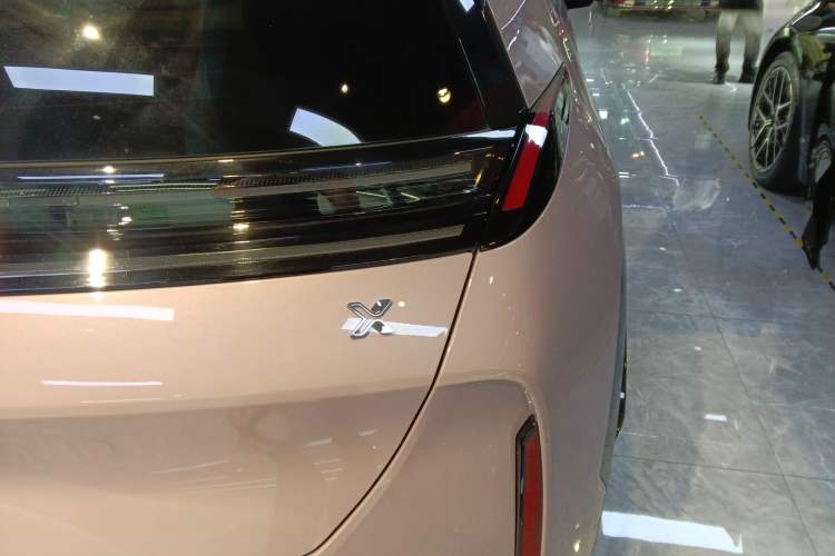 Used Zeekr X 2025 Four-Seater Rear-Drive Cube Version Right Rear Taillight