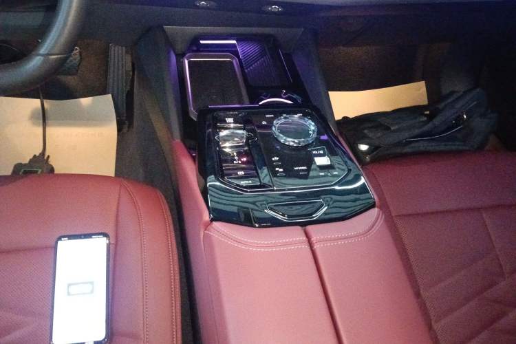 Used BMW 5 Series 2025 530Li Luxury Edition M Sport Package
