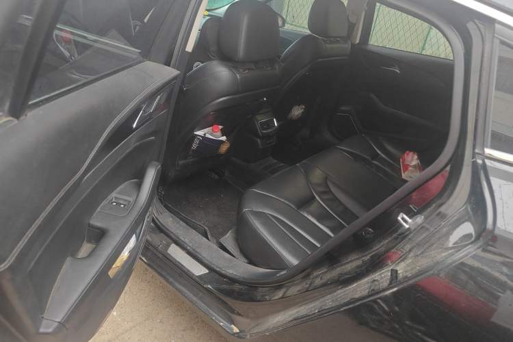 Used Hongqi H5 2022 Classic Model Facelift 1.5T DCT Qiyun Edition Left Rear Seat